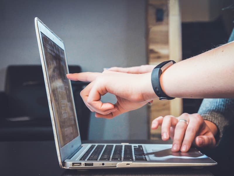 Intune policy configuration and device enrollment