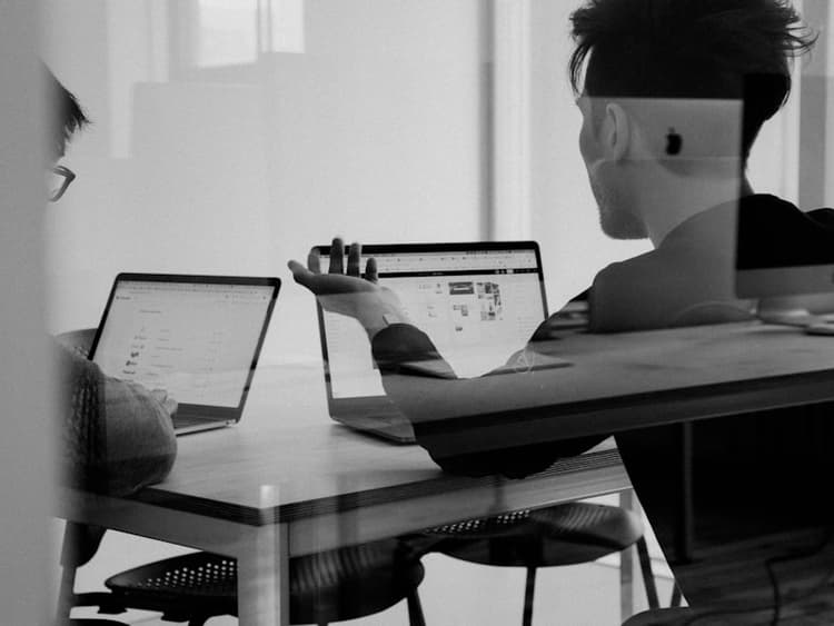 Warehouse inventory management and tracking systems