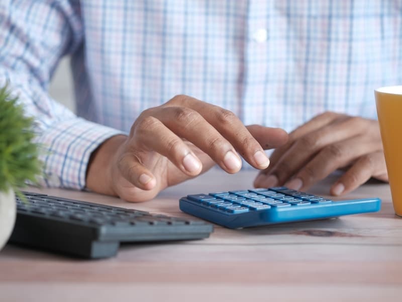 Primary and secondary market research data collection